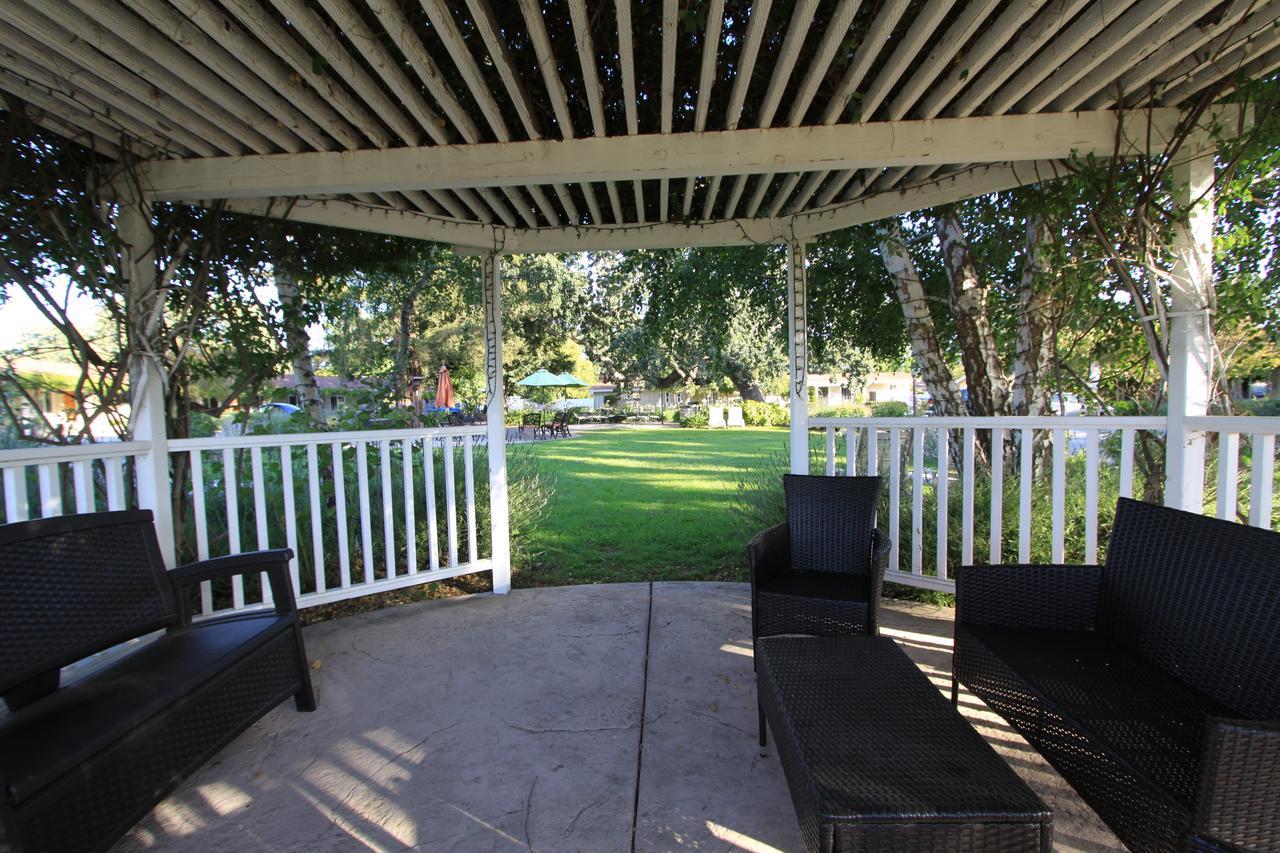 Meadowlark Inn Solvang Exterior foto